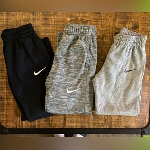 Little Boys Nike sweats size 7